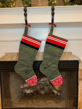 Load image into Gallery viewer, Pair of socks: Festive fun
