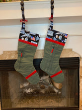 Load image into Gallery viewer, Pair of socks: Fast jets and fun!