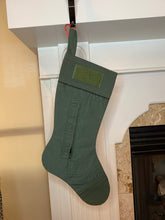 Load image into Gallery viewer, Green Bats: Poinsettia: vertical zip pocket