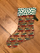 Load image into Gallery viewer, Pair of socks: Tree tops