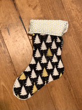 Load image into Gallery viewer, Black Widow: Trees: Zig Zag Pocket